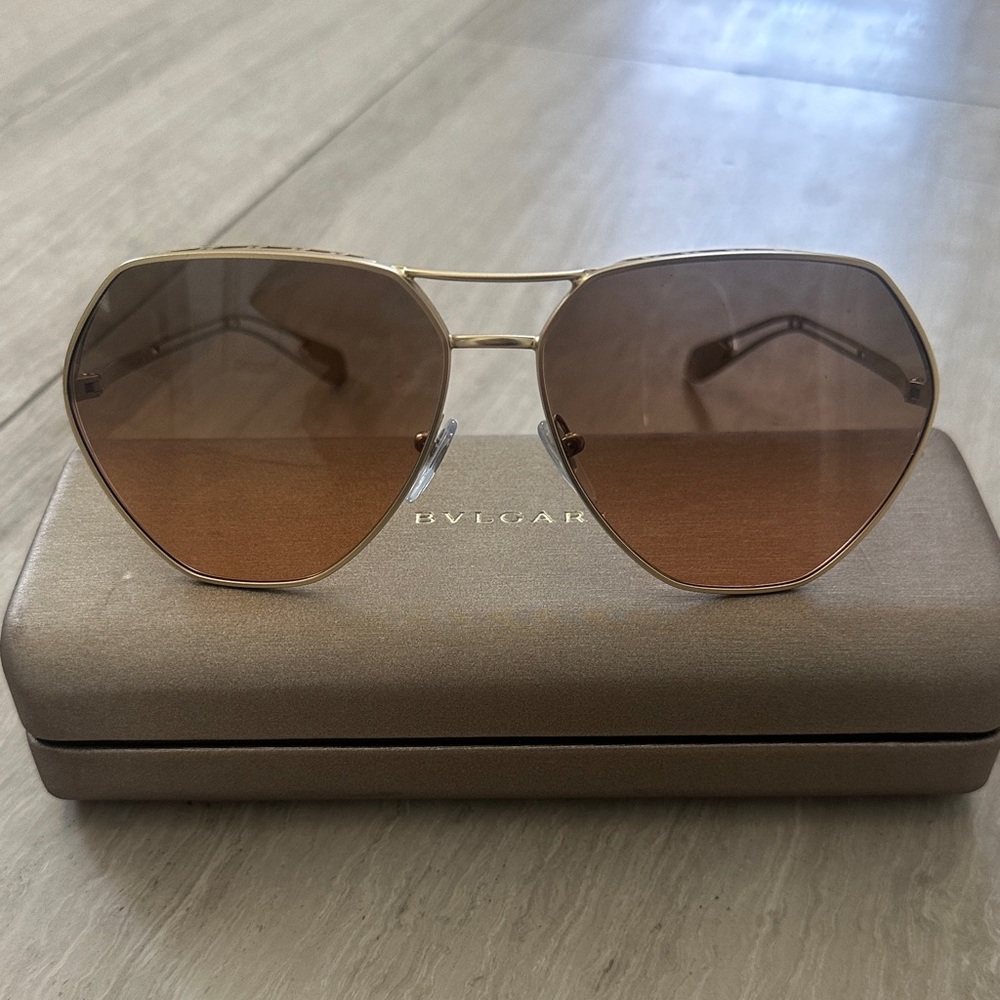 Bulgari Women's Sunglasses with Gold Frame and Brown Lenses